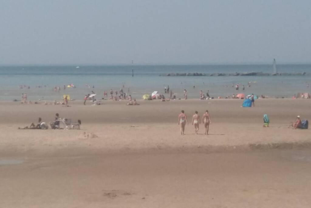 Cosynestdunkerque, L'Ideal! Duinkerke Buitenkant foto